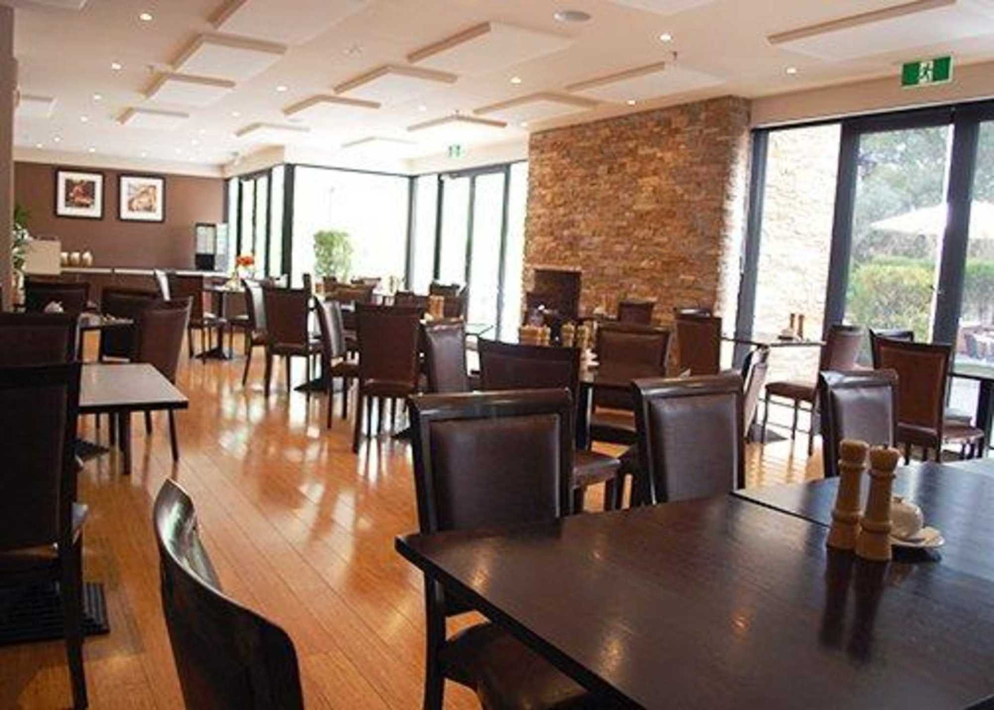 Canterbury International Hotel Forest Hill Restaurace fotografie