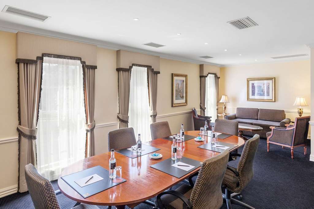 Canterbury International Hotel Forest Hill Pokoj fotografie
